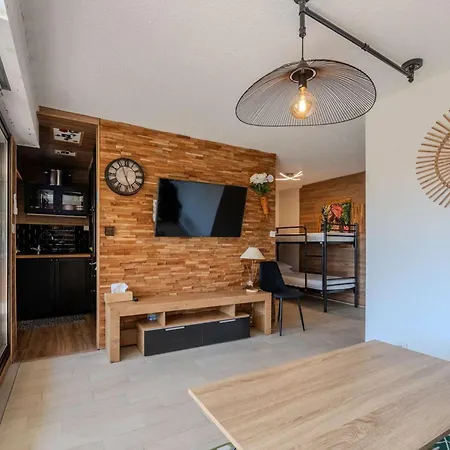 Апартаменты T2- Clim- Plages- Commerces